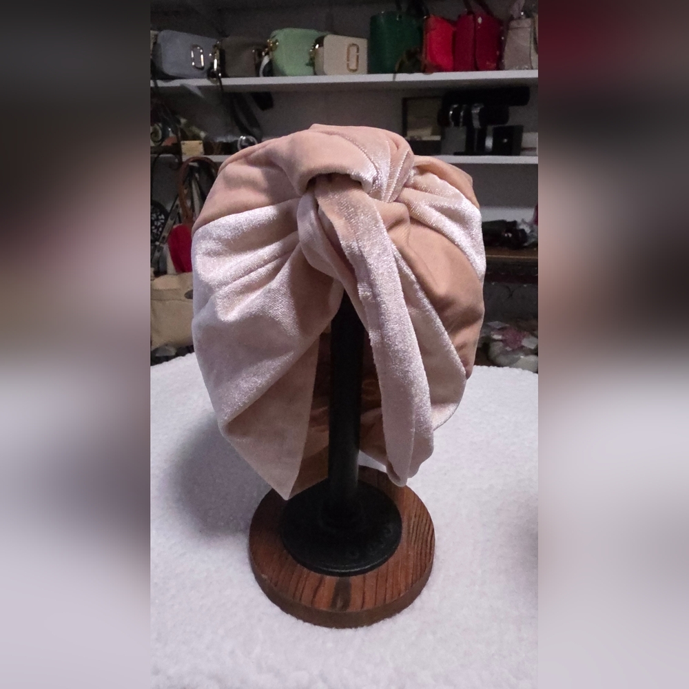 6 Elegant Head Caps/Turbans - Picture 13 of 16